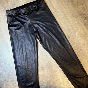 Black shiny leather-effect leggings